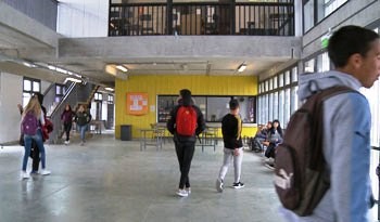 Nuevo liceo de tiempo extendido en barrio montevideano de Piedras Blancas ofrece amplias instalaciones a 500 alumnos