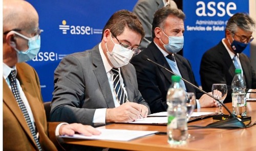 ASSE recibió donación de Embajada de Japón para impulsar telemedicina en cuatro localidades