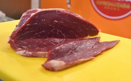 Carnicerías de barrio ofrecen un corte de carne premium a 298 pesos el kilo